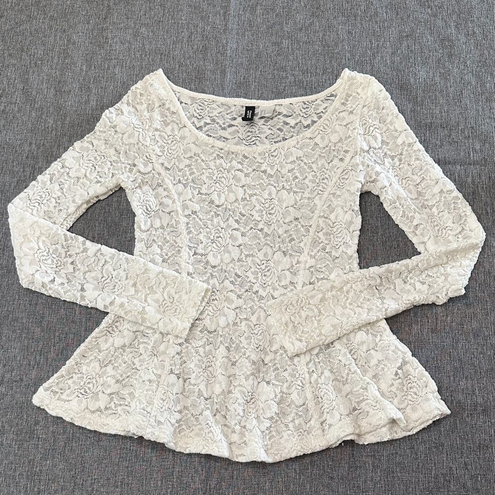 H&M Lace Peplum Top